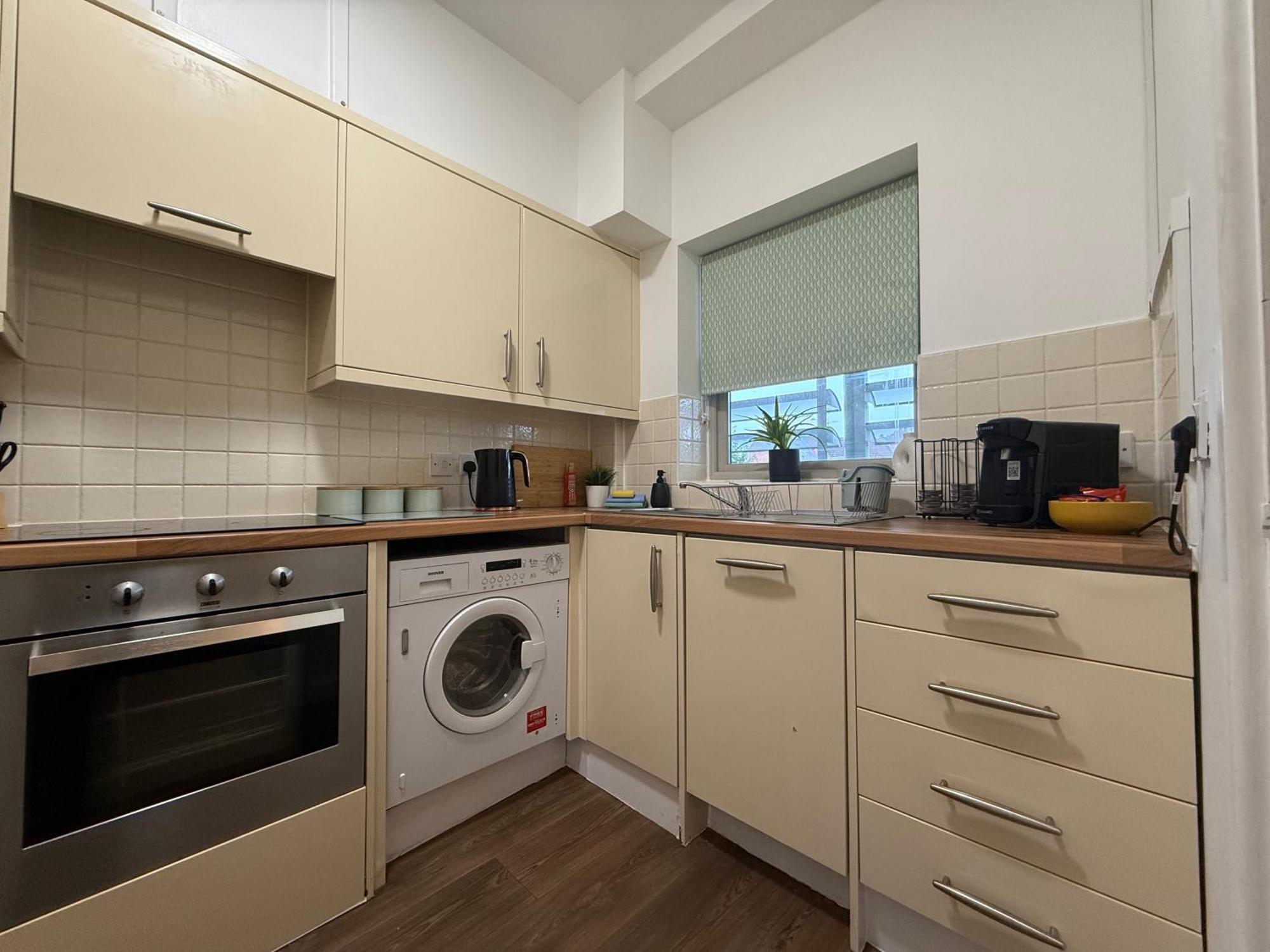 Vibrant Cosy 2 Bedroom Apartment Coventry Exterior foto